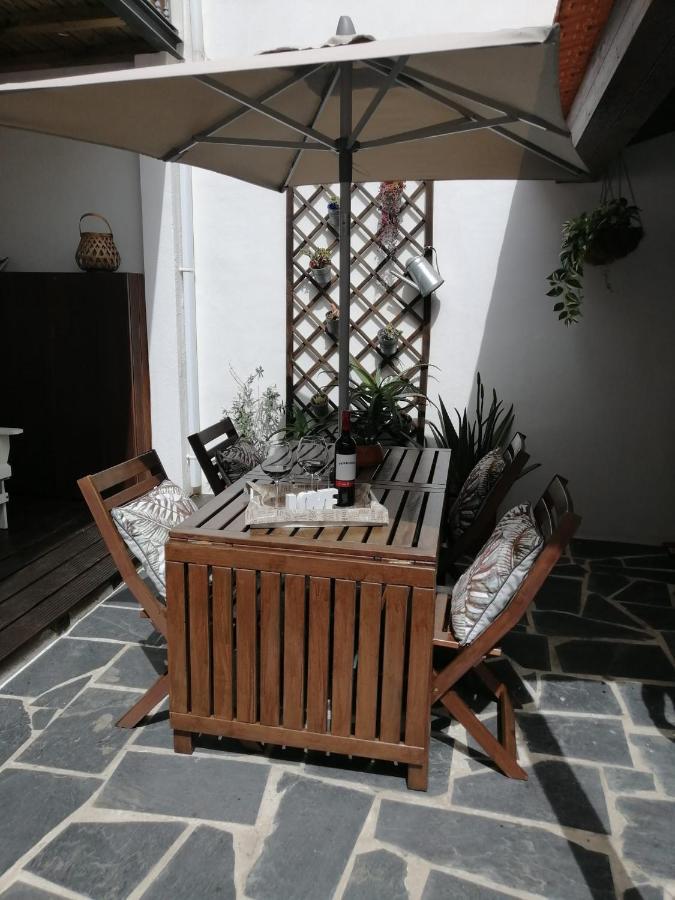 Courtyard House - Sun, Barbecue, Beach Sesimbra Exterior foto